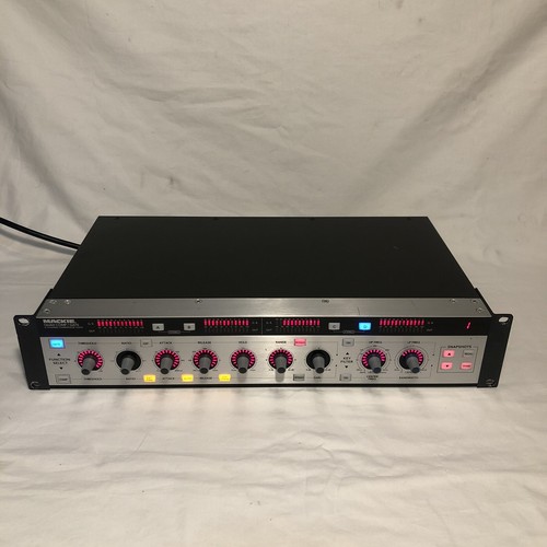 MACKIE QUAD COMPRESSOR / GATE 4-CHANNEL VERY GOOD CONDITION #2 - Picture 5 of 18