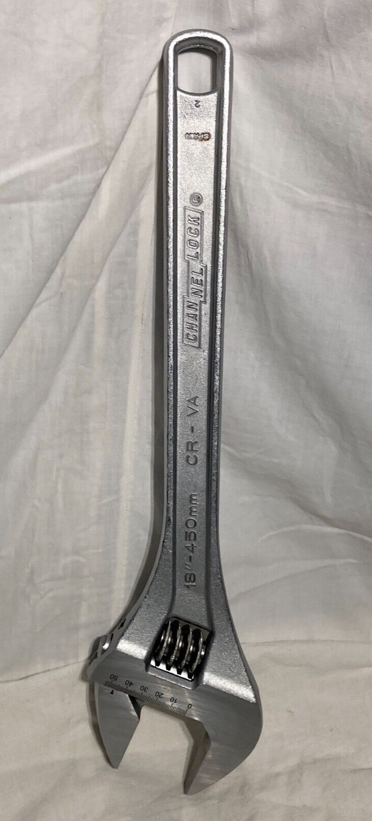 Channellock 18" Adjustable CR VA Wrench 2 1/8" Jaw. 818 Chrome 1pc