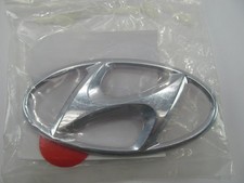 New Genuine Rear Trunk Emblem Oem For 2012-2014 Hyundai Azera 863003v000 New Genuine Rear Trunk Emblem Oem For 2012-2014 Hyundai Azera 863003v000