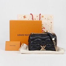 Louis Vuitton M23682 GO-14 MM Shoulder Crossbody Bag 148643602