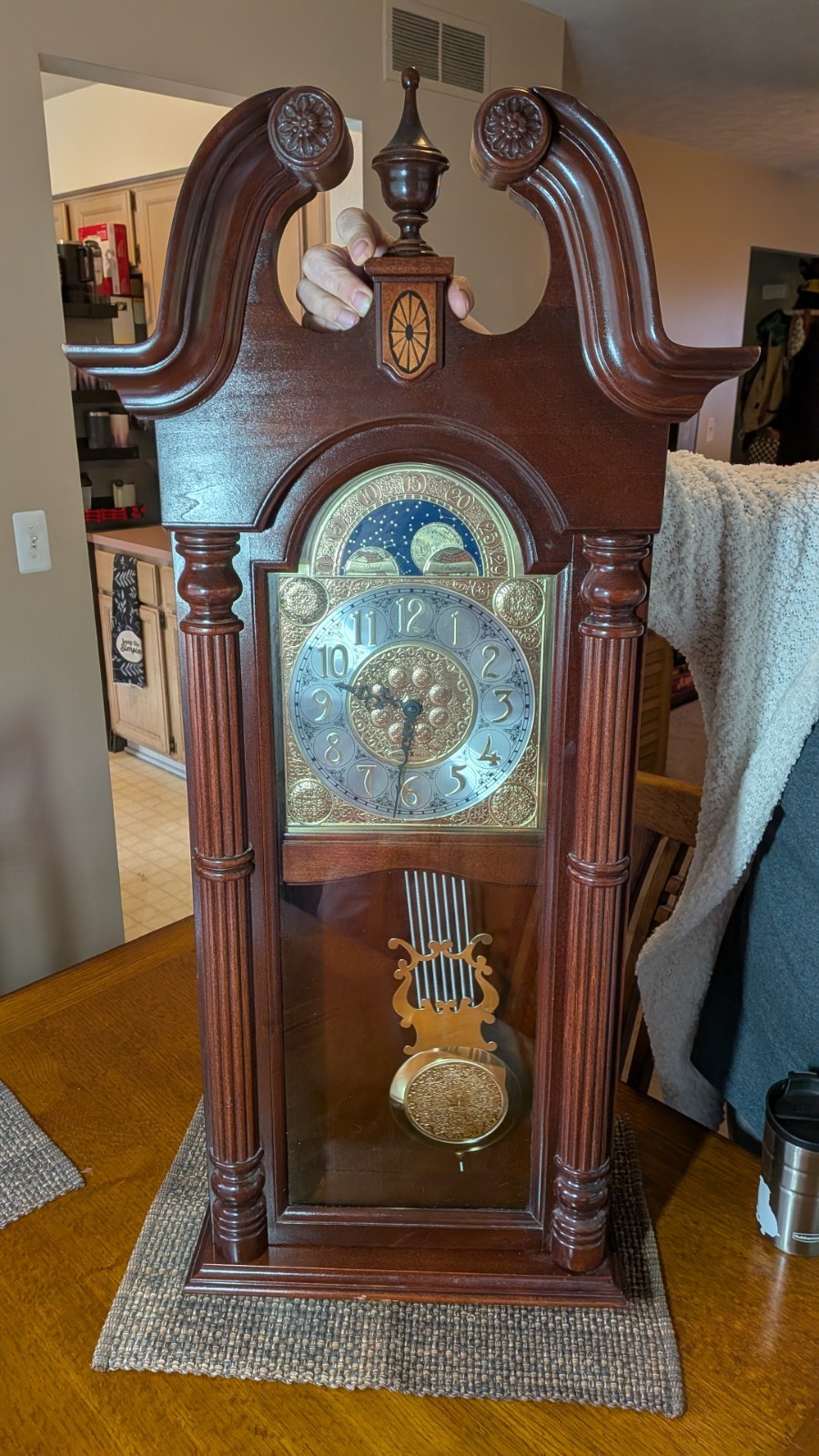 Beautiful Howard Miller Wall Clock ( 620 226 ) Everything Works As It Should photo Beautiful Howard Miller Wall Clock ( 620 226 ) Everything Works As It Should featured image