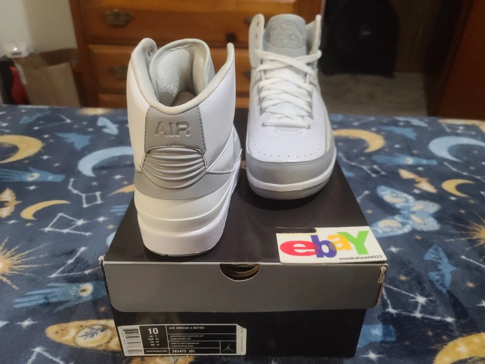 Air Jordan 2 Retro 25 Aniversario 2010 Blanco/MTLLC SLVER-NTRL GRIS 385475 101  Foto 3 de 4