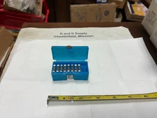 Lot of 8, VARGUS 021-54155, 3IR12UN VK2P, Carbide Threading Inserts, Uncoated