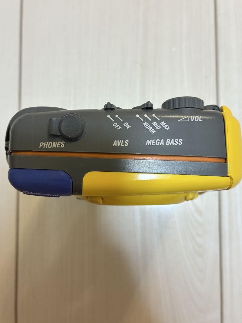 Sony Sports WM-FS495 Cassette Walkman Yellow MEGA BASS Auto