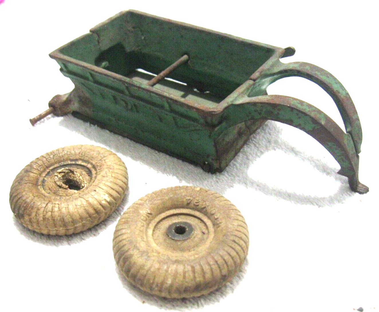 1930s Allis Chalmers Cast Iron Tractor Dump Trailer Toy Parts for Restoration
