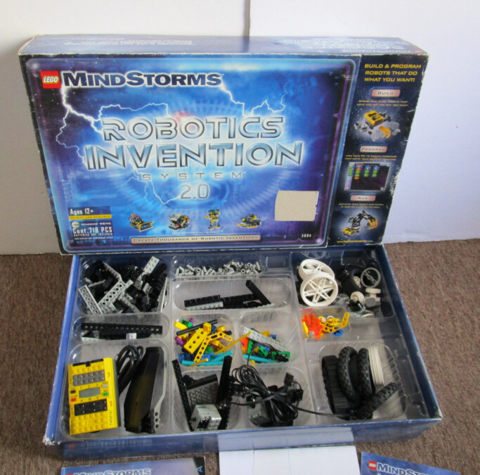 Lego Mindstorms Robotics Invention System 2.0 #3804 - Parts Missing | eBay