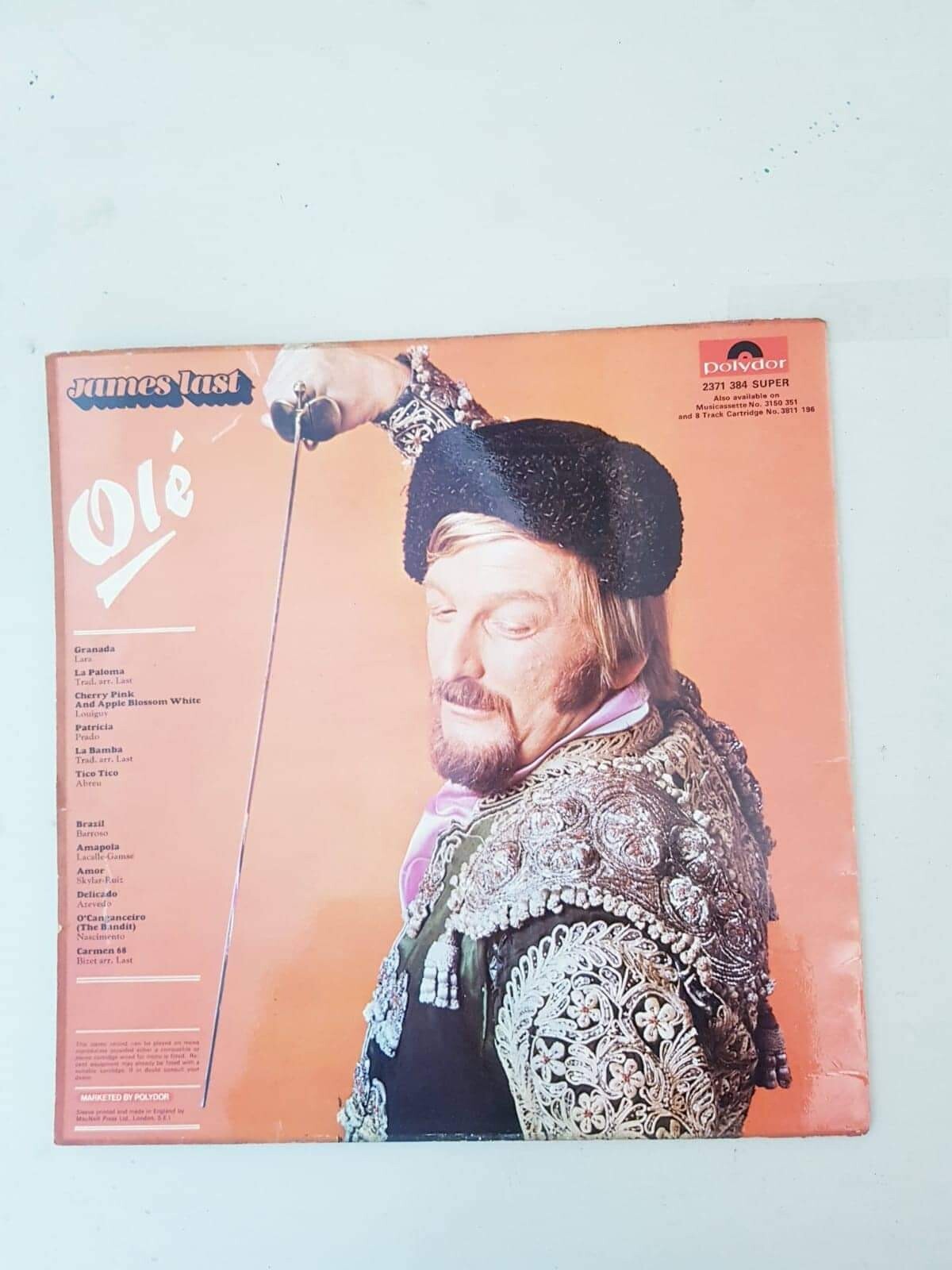 Bild 2 von 12