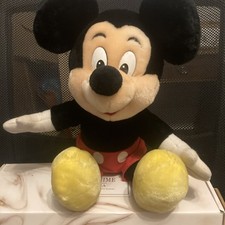 Disneyland/Disney World Theme Parks Exclusive Mickey Mouse Plush Vintage 1990s