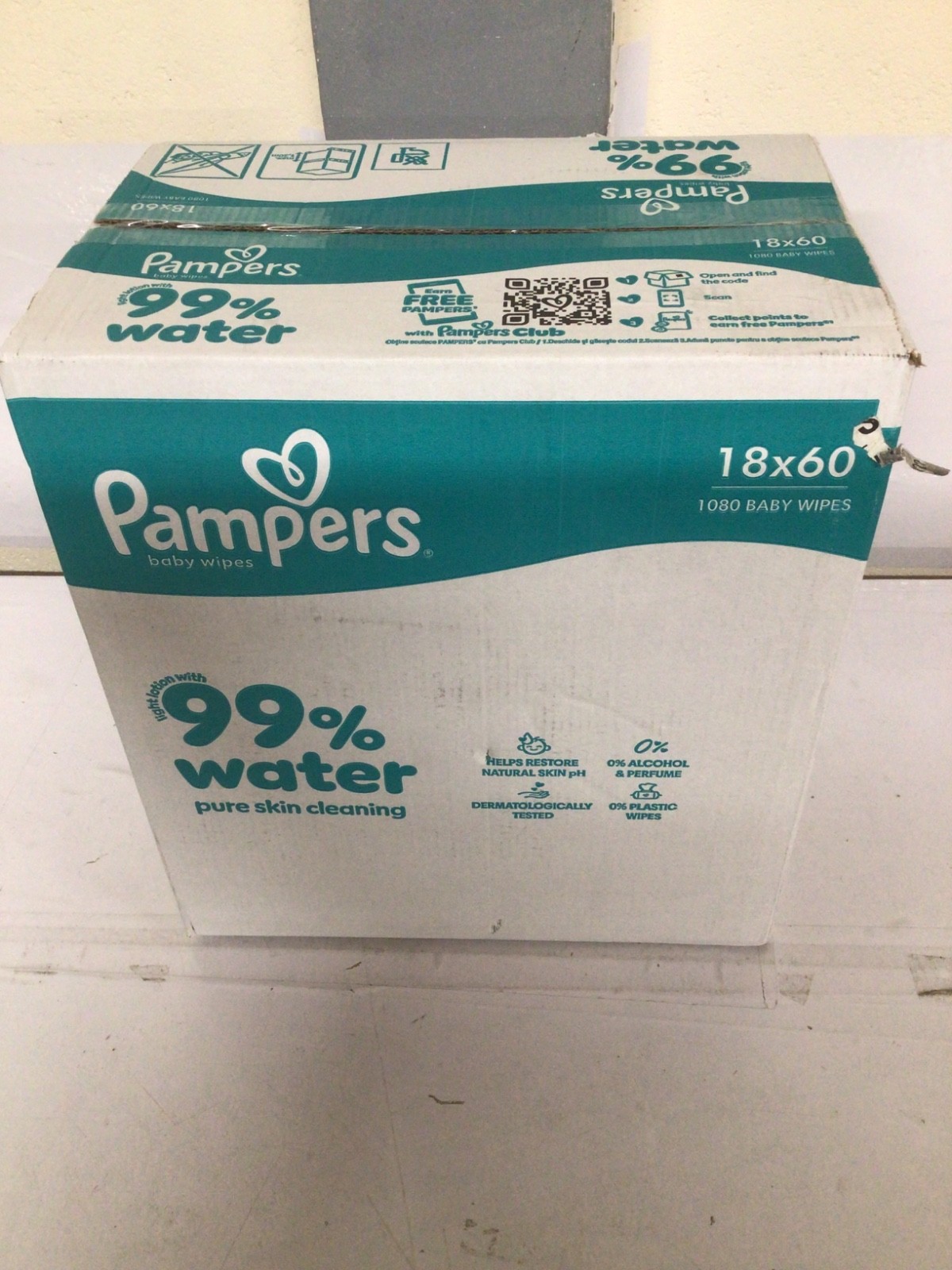 Pampers 99% Water Baby Wipes Plastic Free, 18 Packs of 60 Wipes = 1080 Baby Wet