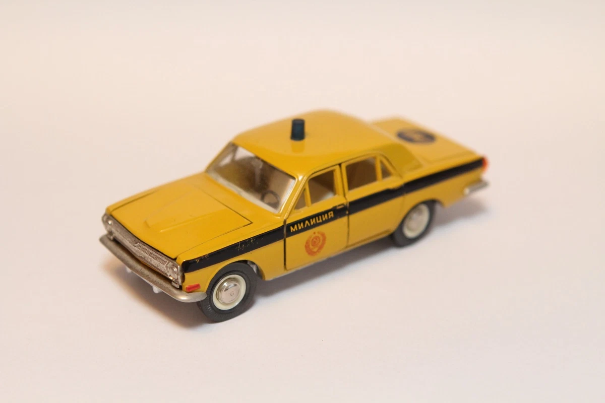 25+ Volga 1:43 Vintage Manufacture Diecast Cars, Trucks & Vans for