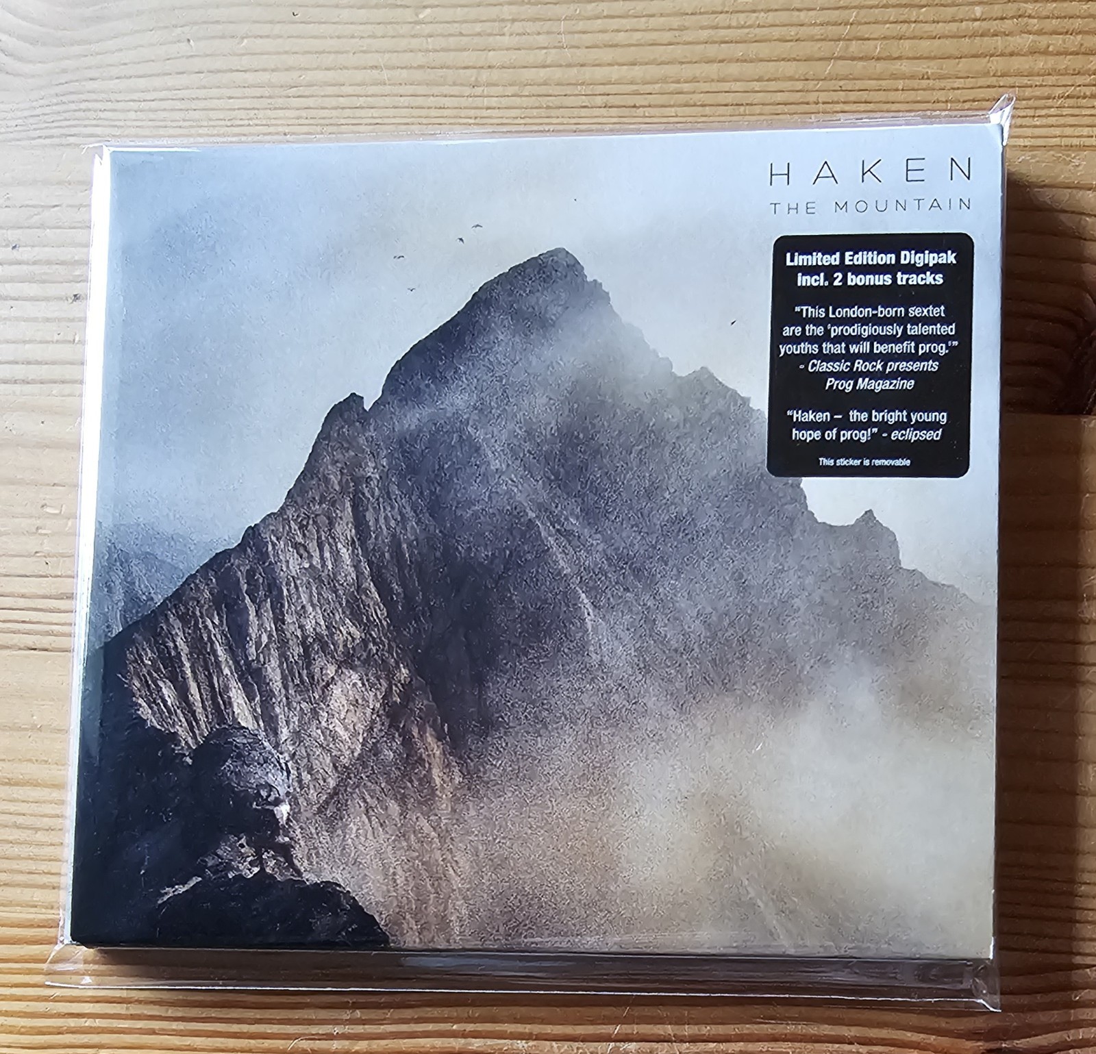 CD Haken  - The Mountain