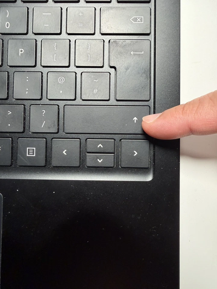 Microsoft Surface Laptop 3 (1868) 13,5" i7 16GB 512GB UK (left shift faulty) - Bild 4 von 4