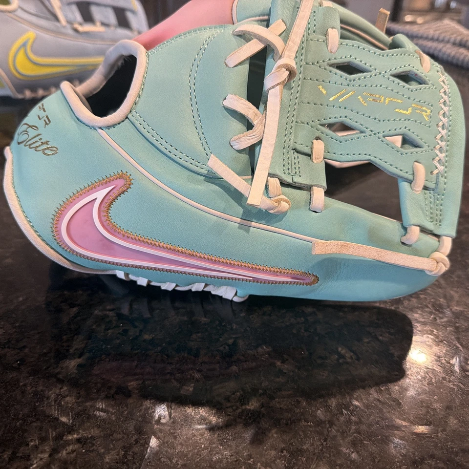 耐克 Vapor Elite 11.5 英寸内场手套 - 2025 年发布新品 — 第 4/4 张图片