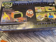 Creepy Crawlers Original Bug Maker Set w/ Molds  Tools, 40 Bugs, 2005 37005