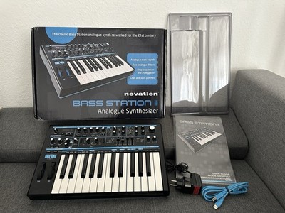 Novation Bass Station II (2) inkl. OVP + Deck Saver / Top Zustand!