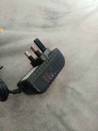 Fuente de alimentación Sega Mega Drive 2 Genesis 2 enchufe Reino Unido 9V enfriador funcionando - Imagen 7 de 8