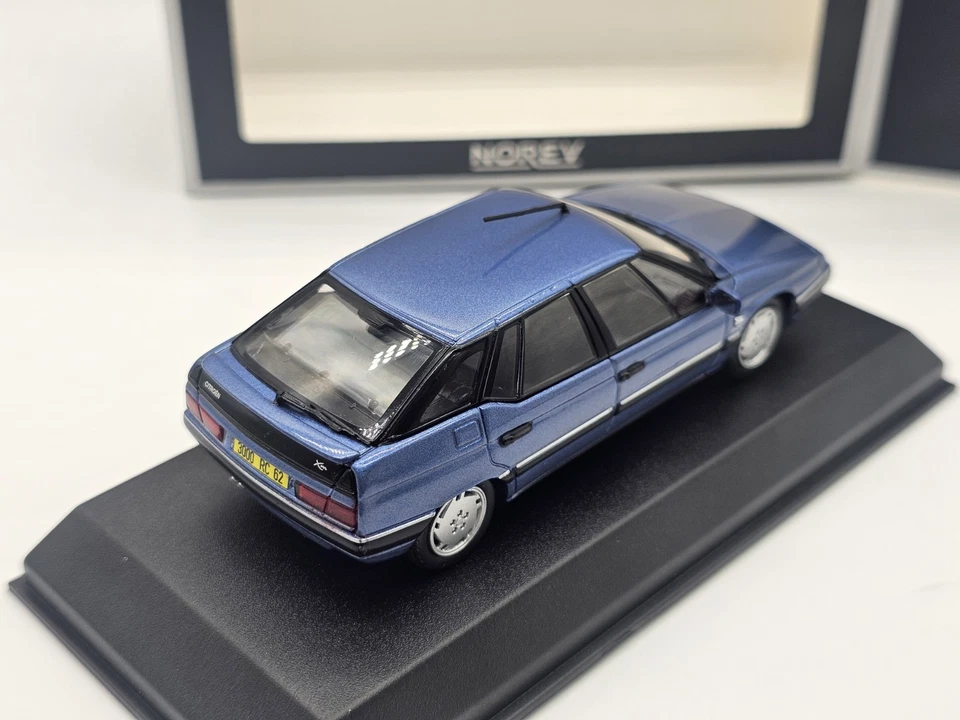 Citroen XM 1995 Blue 1:43 Norev In Box - Immagine 3 di 3