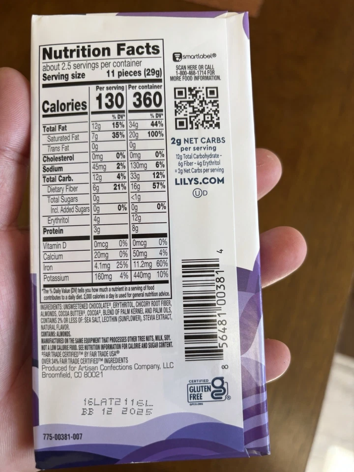 Barra de chocolate negro Lily'S almendra salada 2,80 OZ (paquete de 4) Foto 4 de 4