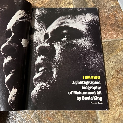 I Am King A Photographic Biography of Muhammad Ali 1st Edition 1975 - Picture 4 of 5