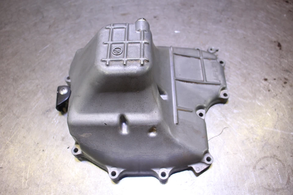 08-11 Honda Cbr 1000rr Oil Pan - Изображение 4 из 4