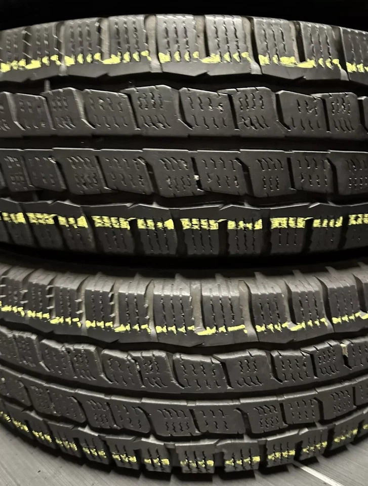 235.85.16 gomme usate - Immagine 2 di 4