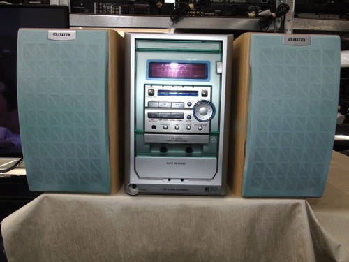 aiwa micro compact disc stereo system xr-m150k