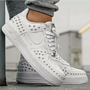 studded air force one