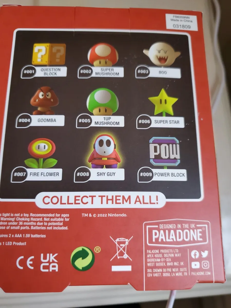 Blade - Paladone Super Mario Shy Guy 3D Icon BDP licence officielle  Nintendo collection unique Idée cadeau lumineux Veilleuse ou lampe de  bureau batterie Exploité par 2 x AAA Blanc [Classe énergétique