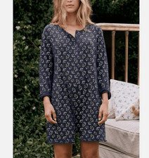 NEW THE GREAT. The Henley Sleep Romper Navy Apron Floral Pockets Size Small 1 