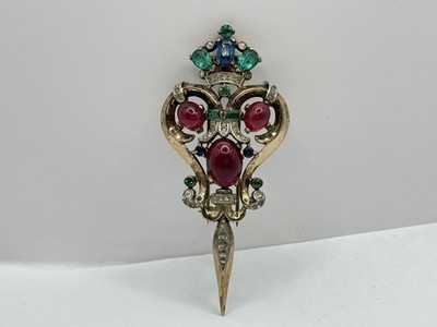 Vintage Signed Crown Trifari Alfred Philippe fur clip/brooch