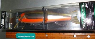 DUEL Yo-Zuri Hardcore Ninja Swimmer 180F Metallic UGUI 7in, 2 1/8
