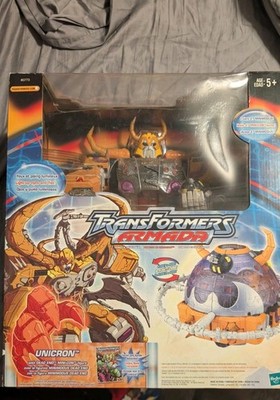 Hasbro Unicron W/ Dead End Mini Con Transformers Armada Action Figure