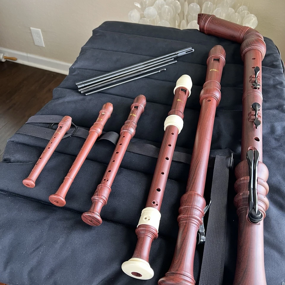 NEW Woodnote 6-Recorder Family Set Bass Tenor Alto Soprano + Canzonet Case Kit - Image 2 of 4