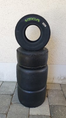 Satz Renn Kart Reifen Vega XH 4  grün  Rotax Max DD2 X-30 OK Schaltkart