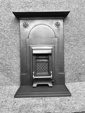 RESTORED ANTIQUE EDWARDIAN CAST IRON FIREPLACE FIRE SURROUND. EARLY 1900s