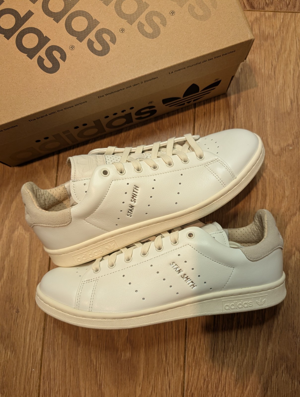 adidas STAN SMITH LUX IG1332 – Core White – Size UK 9 – New adidas STAN SMITH LUX IG1332 – Core White – Size UK 9 – New