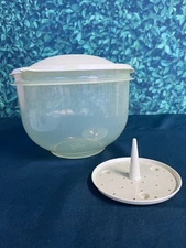 New Tupperware Crisp It Lettuce Keeper Bowl in sheer green with Spike and lid