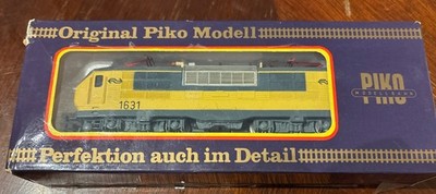 PIKO Locomotive HO 5/6220/090 Model Train Made In Germany 1:87/16.5mm