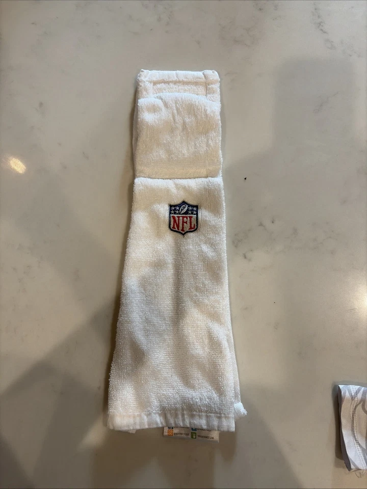 Toalla blanca de la NFL para cualquier posición Foto 3 de 3