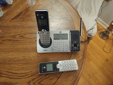 AT T 6.0 Cordless Telephone TL96456 Cradle Answering Machine Handset Home Phone