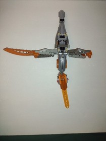 LEGO BIONICLE JALLER AND GUKKO 8594 INCLUDES MANUAL 2003 Retired not complete