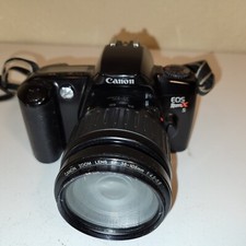 Canon Rebel XS Camera with 35-105mm Zoom Lens with Bag