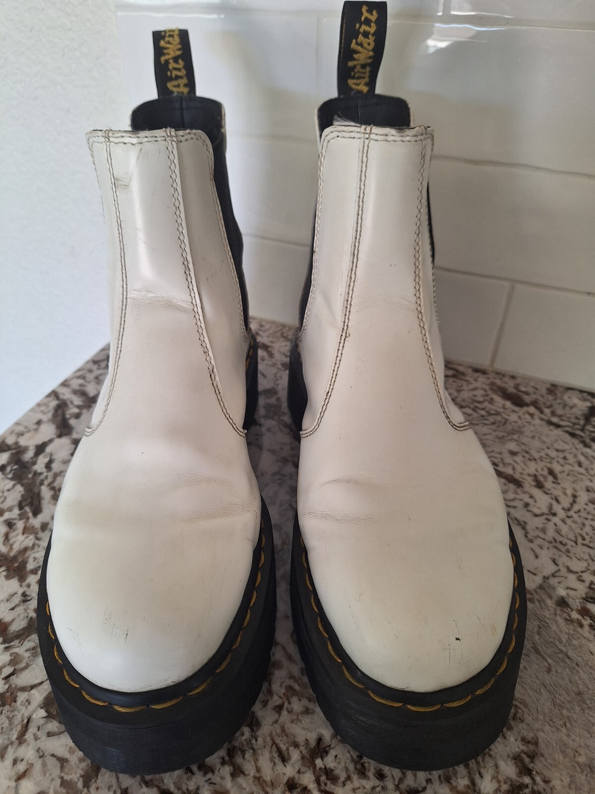 Dr. Martens Chelsea 2976 Quad  Boots Platform Womens Size 9 White