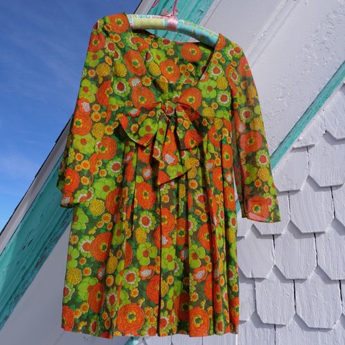 Super cute vintage 60s mod Miss Rita psychedelic floral print mini dress, $68 - Photo 2