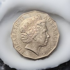 2005 Australian 50 Cent Coin - World War 1939 - 1945 Remembrance for ...