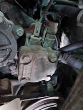 Pompe direction assistée Mitsubishi MONTERO
