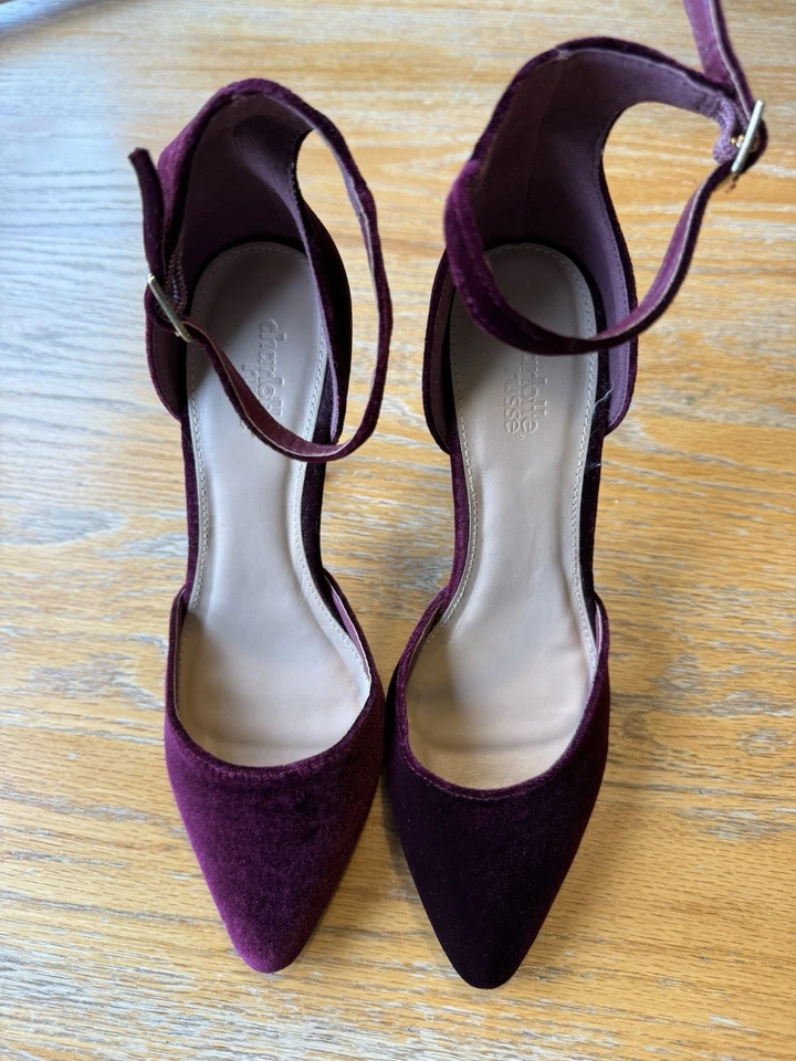 Salto Charlotte Russe Red Velvet tamanho 7 - Imagem 2 de 4