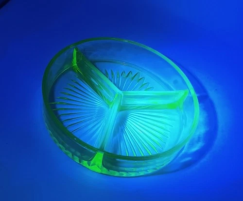 Vintage Depression Glass Vaseline Uranium Green Glass Divided Relish Dish GLOWS