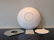 Ubiquiti Unifi AC-LR Long Range WiFi 5 Access Point With Mounting Bracket