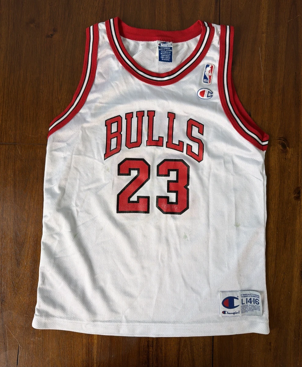 Preços baixos em Michael Jordan Chicago Bulls Branco Camisas do